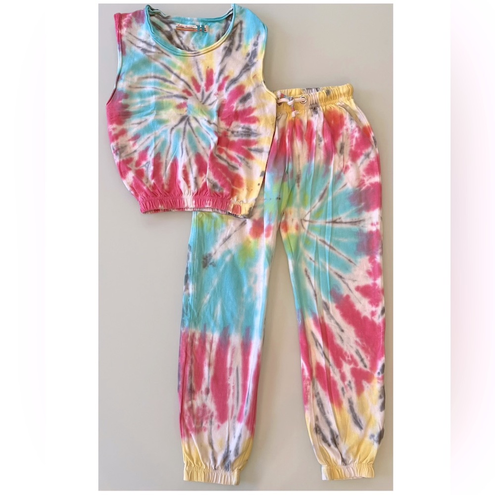 Vintage Havana Tank/ Sweat Pants EUC